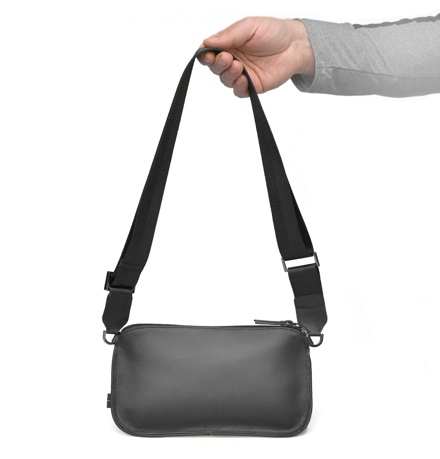 Leo "S" unisex táska - fekete sima