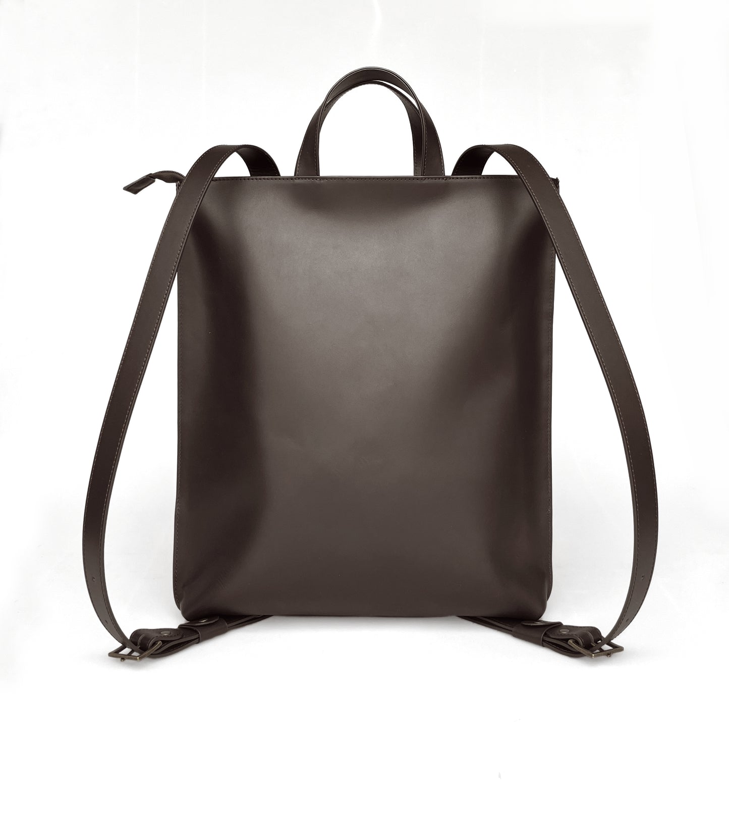 Réka hátitáska - sötétbarna fényes