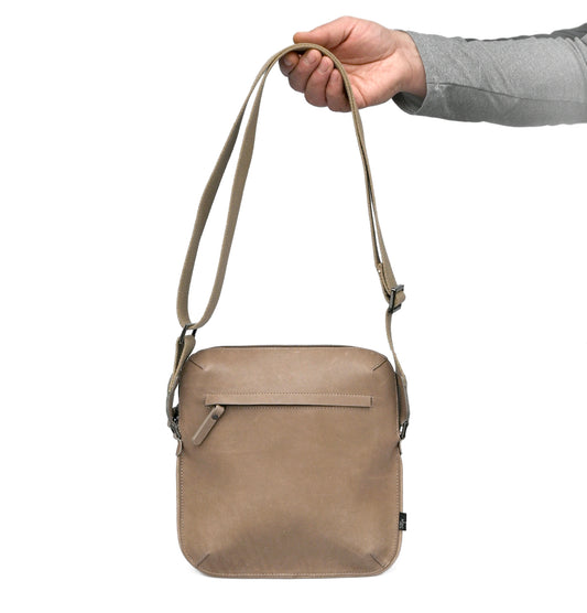 Leo "M" férfi táska - világosbarna (matt)