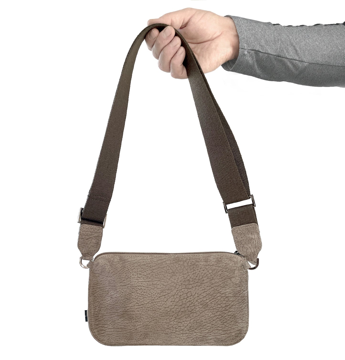 Leo "S" unisex táska - világosbarna velúr