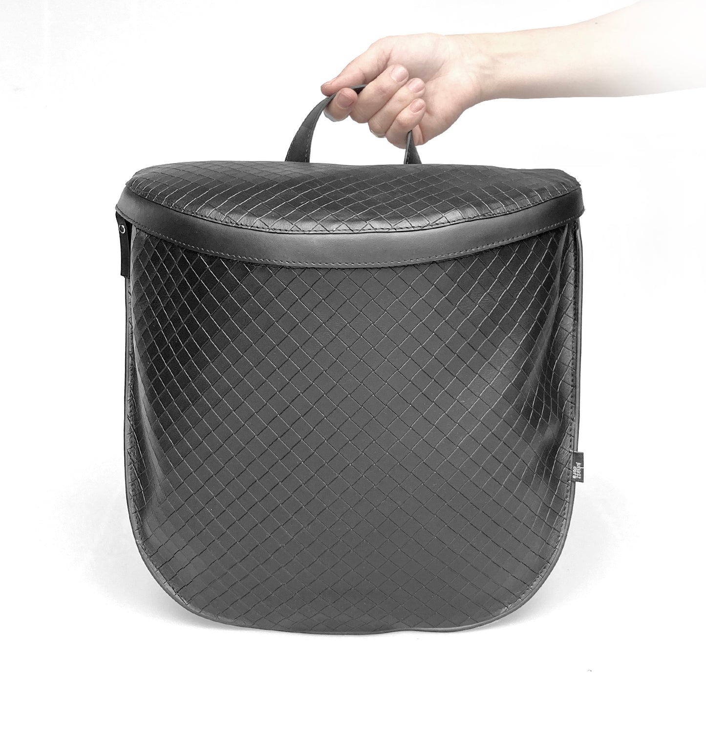 Vanda backpack - black with square pattern